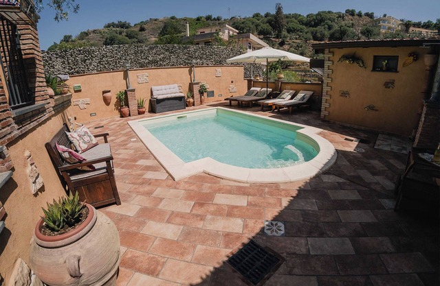 "VILLA ALECLA" - Sea Villa near Taormina.