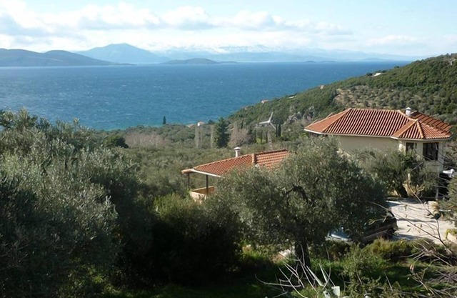 Villa at the sea, with unforgettable panorama view for 2-9 people + 2 babybeds