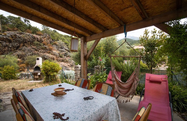Villa 'Au Pont De Tuarelli, Ludique, Fango' with private terrace, Wi-Fi and air conditioning