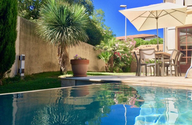 Villa bougainvillea: luxurious villa with mirror swimming pool nearby town center and beaches