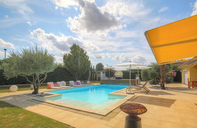 Villa Charmante Avec Piscine Proche Aéroport