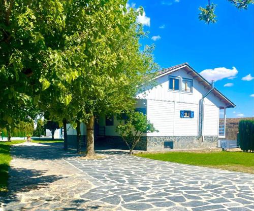 Villa con Piscina Privada
