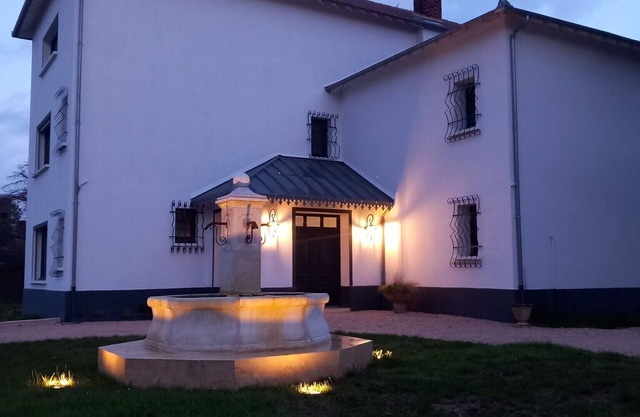 Villa des Années 30 au Cœur de la Toscane Gersoise