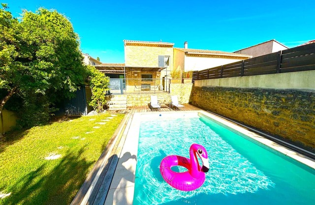 Villa des Mûriers, 150 sqm, swimming pool, AC