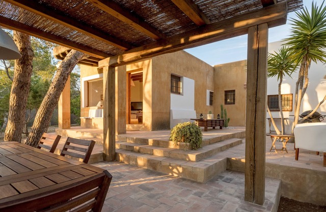 Villa for 4 people 500 m from the beach