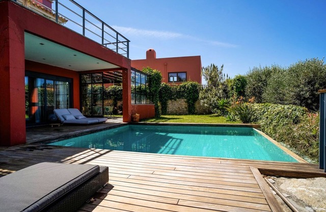 Villa Fiori - Four Bedroom Villa, Sleeps 8