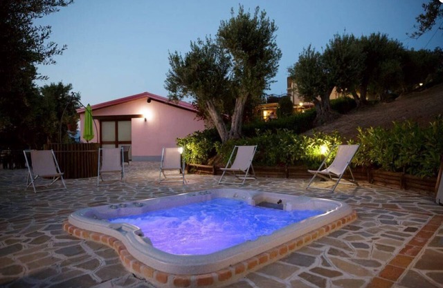 Villa Ginestra with private jacuzzi