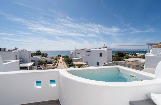 Villa 'Helen Luxury Caelum' with Sea View, Wi-Fi and Air Conditioning