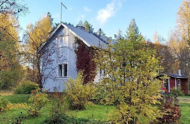 Villa house in Kontiolahti 10 minutes drive from Joensuu. 5 min to the beach.