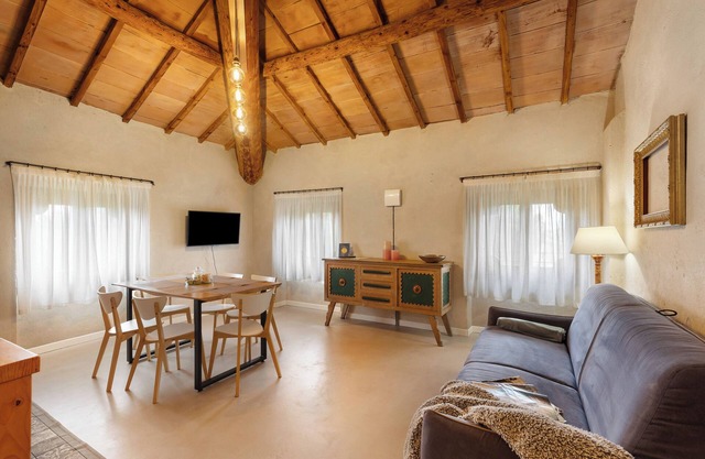 Villa 'Il Bozzolo Boutique Apt Magnolia' where Relaxation meets Design