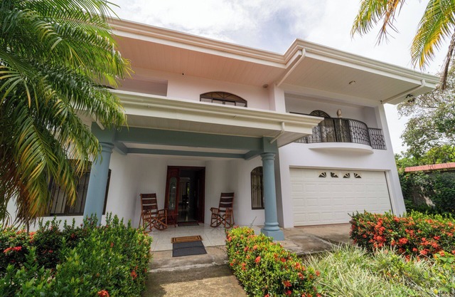 Villa in Costa Rica near airport