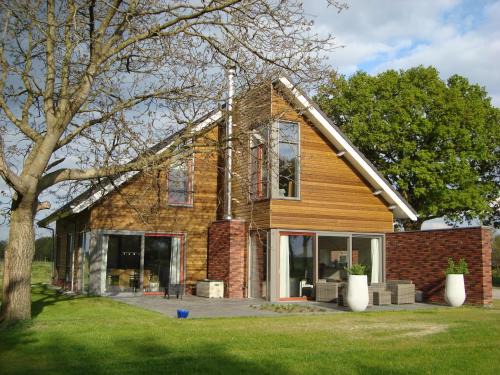 Villa in Luttenberg near National Park