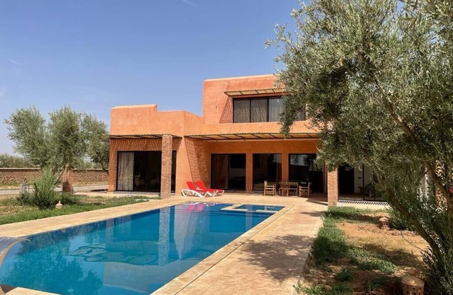 villa in marrakech 3 suites and swimming pool