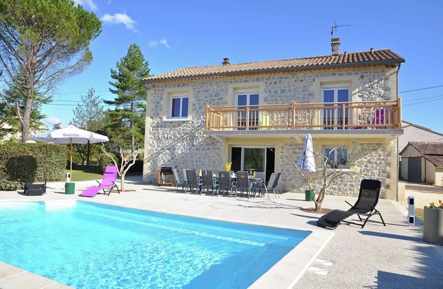 Villa in Saint-Victor near Water Sports Lake