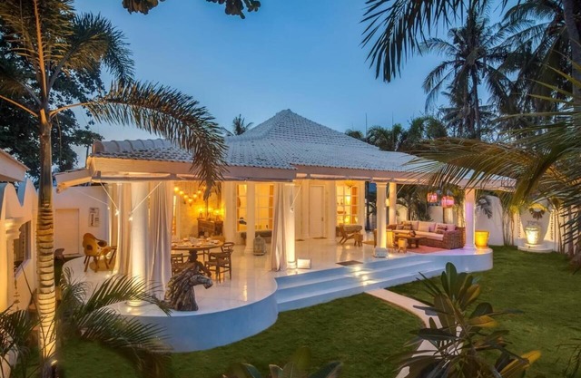 VILLA IN SUNSET SIDE AREA GILI AIR