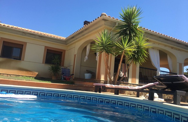 Villa la Parra in the heart of Sierra de Gata
