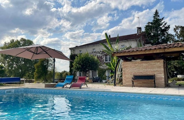 Villa Le parc de Gouts with pool, close to the pond