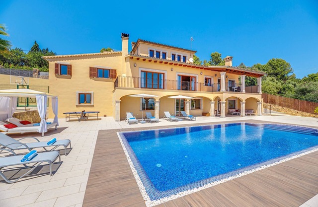 Villa Liman with Sea View, Mountain View, Wi-Fi, Pool, Terrace, Balcony & Garden