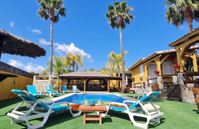 Villa Maribel rental houses with pool and near the beachnHouse Tabarca