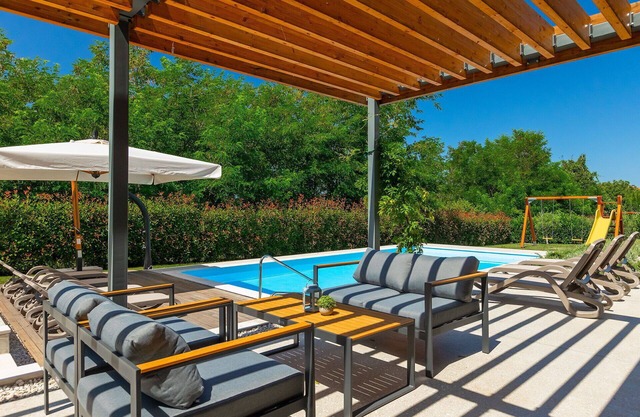 Villa Meriggio in Vižinada, Istria private pool A/C