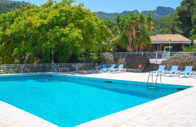 Villa Montgrau, 2 SWIMMING POOLS AND TENNIS COURT
