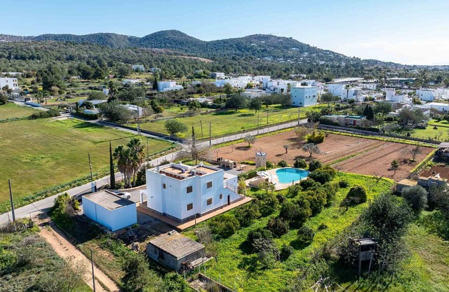 VILLA MUSSET