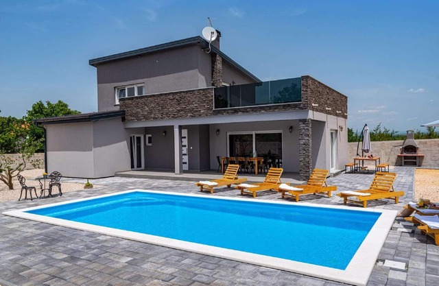 Villa near Vrana Lake with Pool