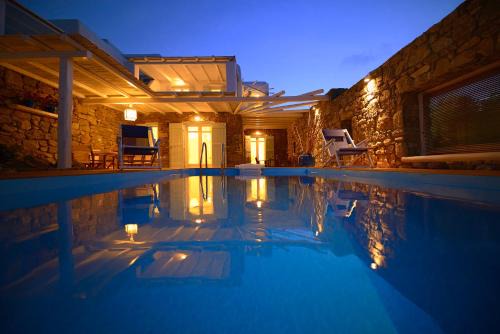 Villa Princess 1 4Bed with Pool Panormos Beach