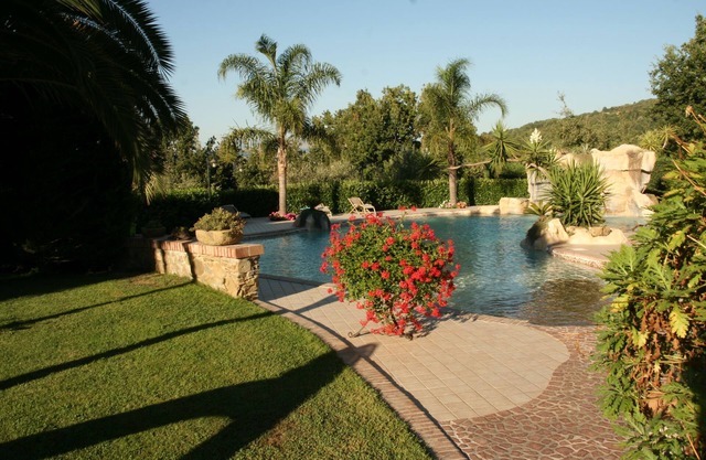 Villa Rosi - Monolcale with swimming pool