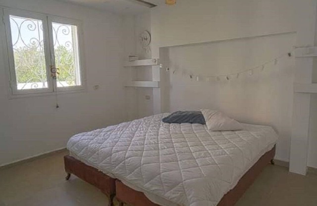 VILLA S + 4 WITH POOL IN DJERBA (sleeps 9)