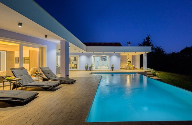 Villa Sicutti (Istria - Svetvinčenat)