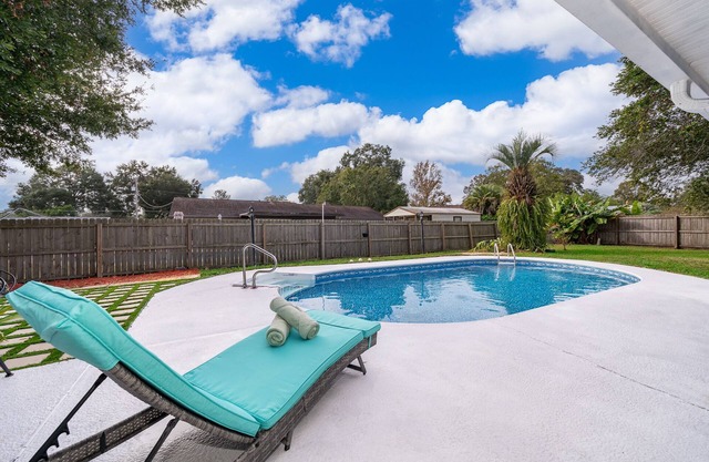 Villa Turquesa Charming 3-bedroom house in pleasant Ocala with AC, WiFi