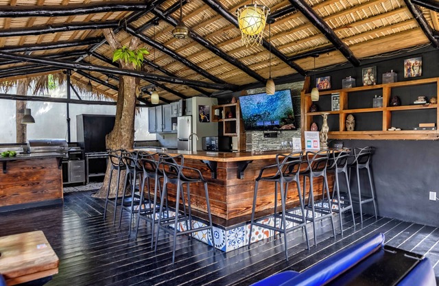 Villa Twelve27