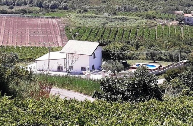 Villa Valle del Sole with pool and view