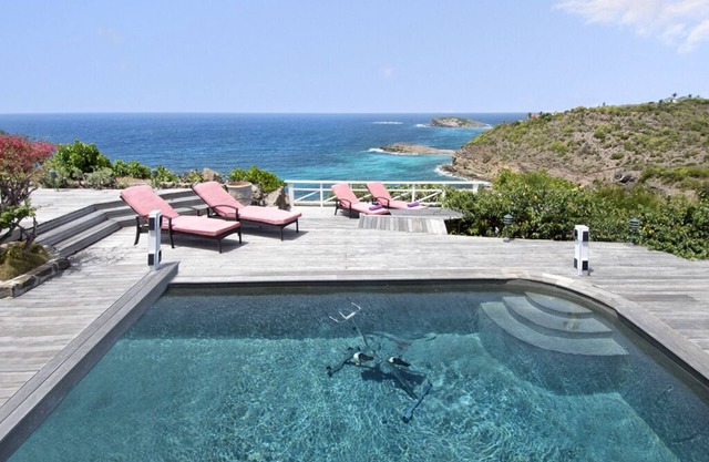 Villa Whalhalla-4 bed-4 bath-POINTE MILOU