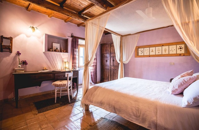 Villa with pool - Entire farmhouse a stone's throw from Civita di Bagnoregio