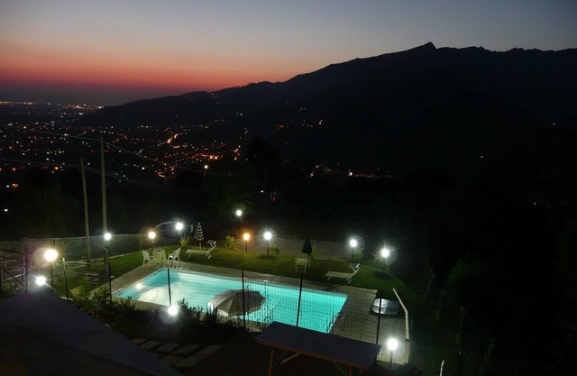 Villa with private swimming pool, garden & sea view Forte Dei Marmi