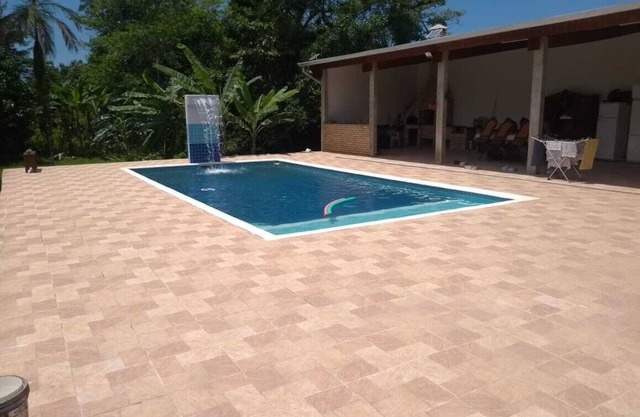 Villa with swimming pool, barbecue and lots of greenery, close to the beach
