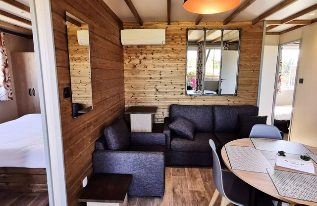 Village de Cottages - Tribe Cottage 4 Rooms 2 Bathrooms 8 People Air Conditioned
