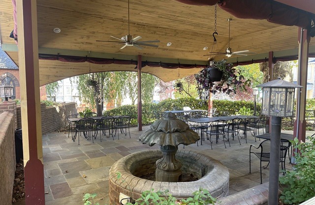 Vintner's Inn by Folino Estate Winery
