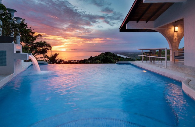 Voted Most Romantic Villa with Private Infinity Pool Ocean View