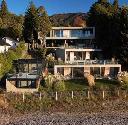 Wa One Lake Homes