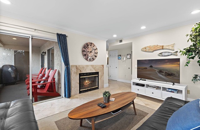 Walk to Beach! Fireplace! - Beach Trail Bungalow! STR20-1201