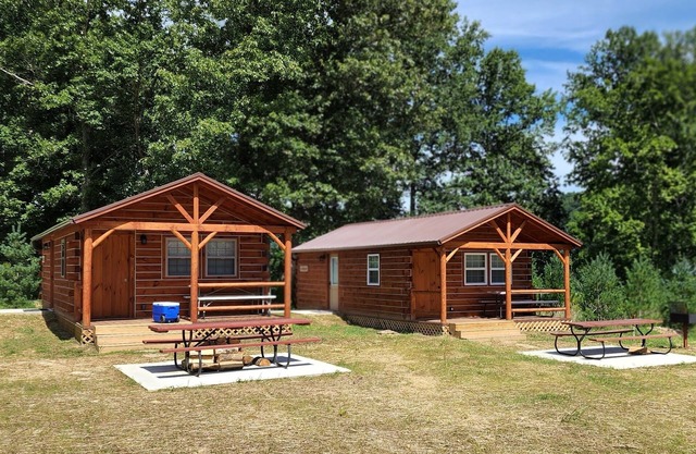 Walnut Camping Cabin