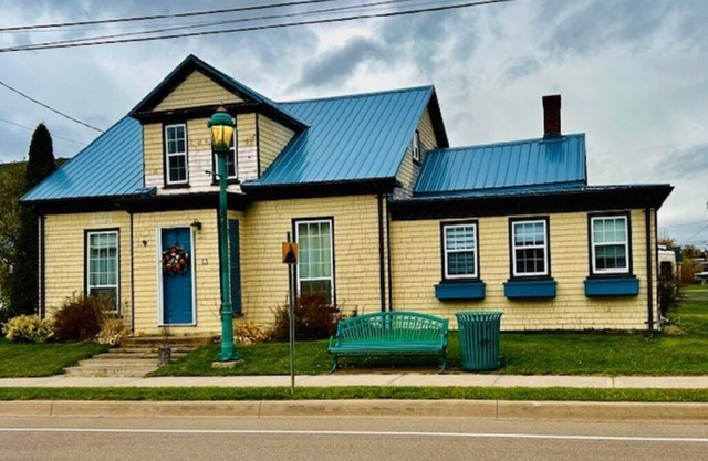 Water view, w guest house ,Georgetown PEI,best golf, beaches, walking trails