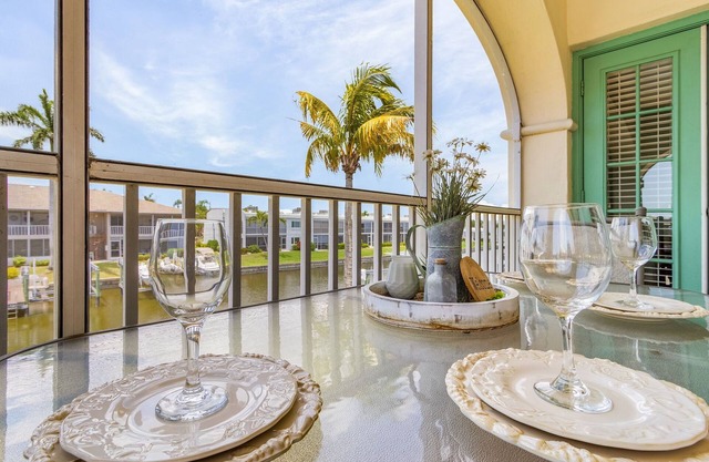 Water Views & Community Pool - Condo Casa Marbella - Roelens Vacations