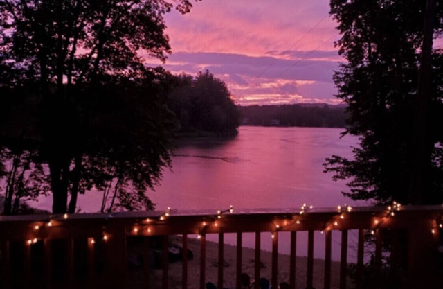 Waterfront Fam-Friendly Lakehouse w/Outdoor Sauna