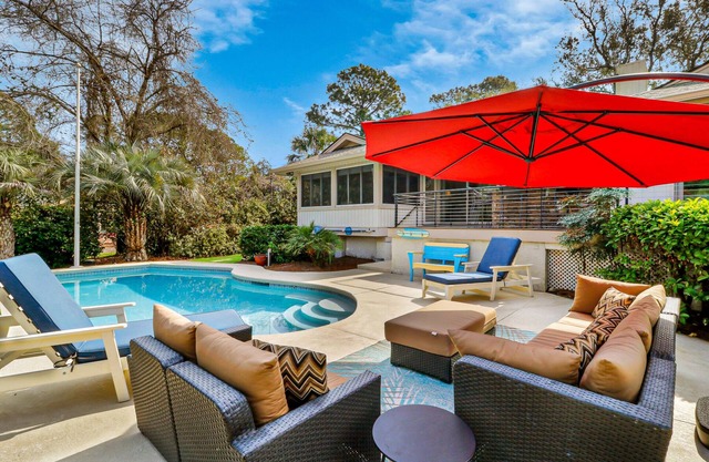 Waterfront View Perfect for Fun Loving Families!