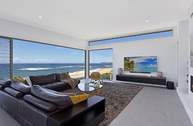 WATERS EDGE AT FORRESTERS BEACH - THE ULTIMATE BEACHFRONT WITH PANORAMIC VIEWS