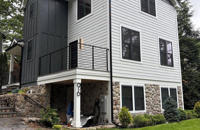 Wellesley Spacious and Modern